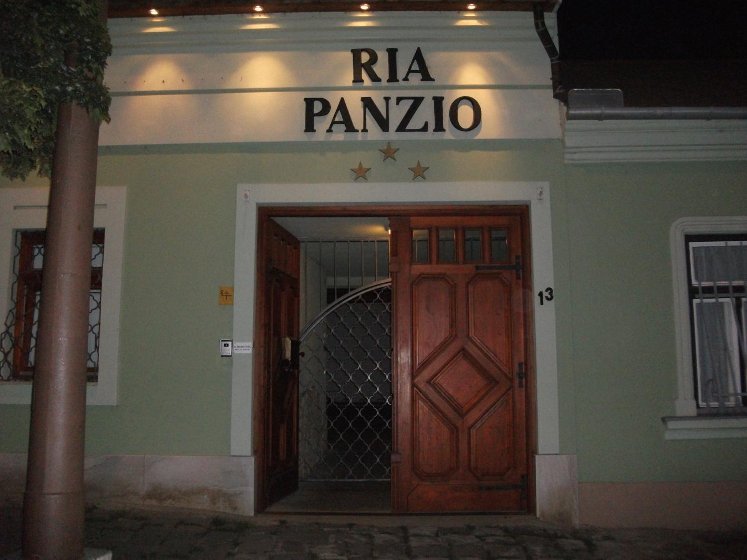 Bed and Breakfast Ria Panzio Ostřihom Exteriér fotografie